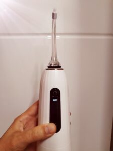 Recenze TrueLife AquaFloss Compact C200