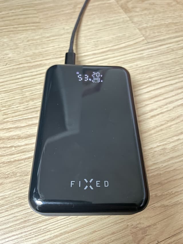 Recenze Powerbanka FIXED Zen 20 Pro